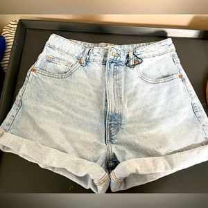 Zara Mom shorts NWOT size 8